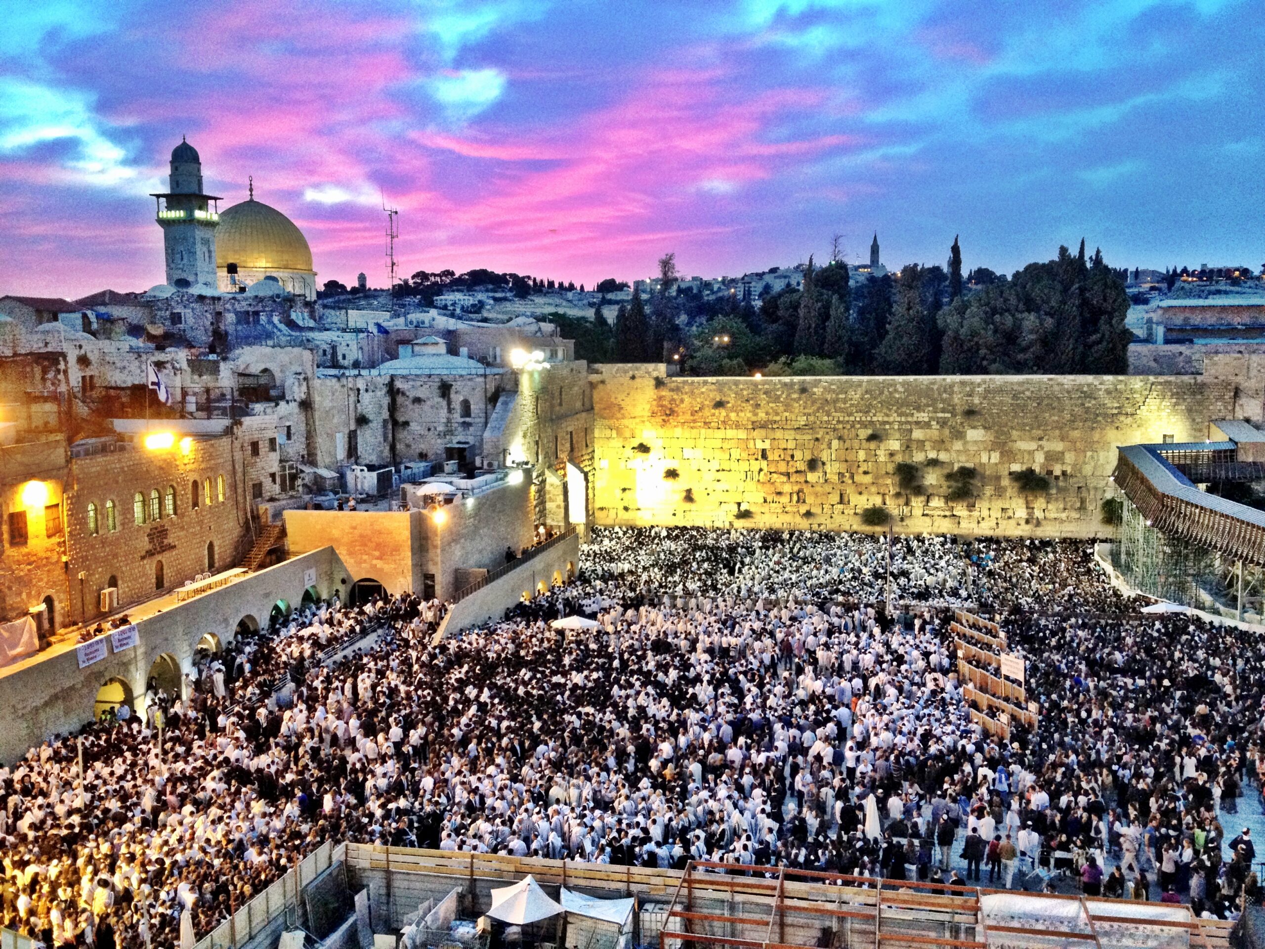 Western_Wall,_Jerusalem,_Shavuot
