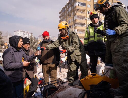 380 israeliska hjälparbetare i Turkiet efter jordbävning